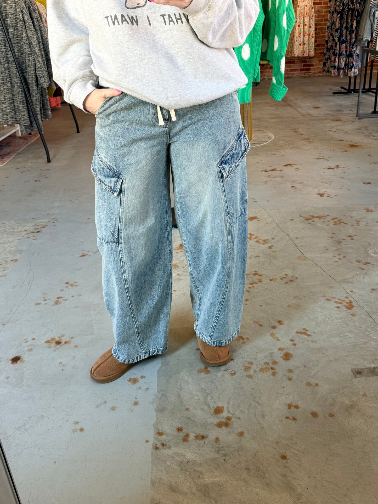 Baggy Barrel Denim Cargo Pants