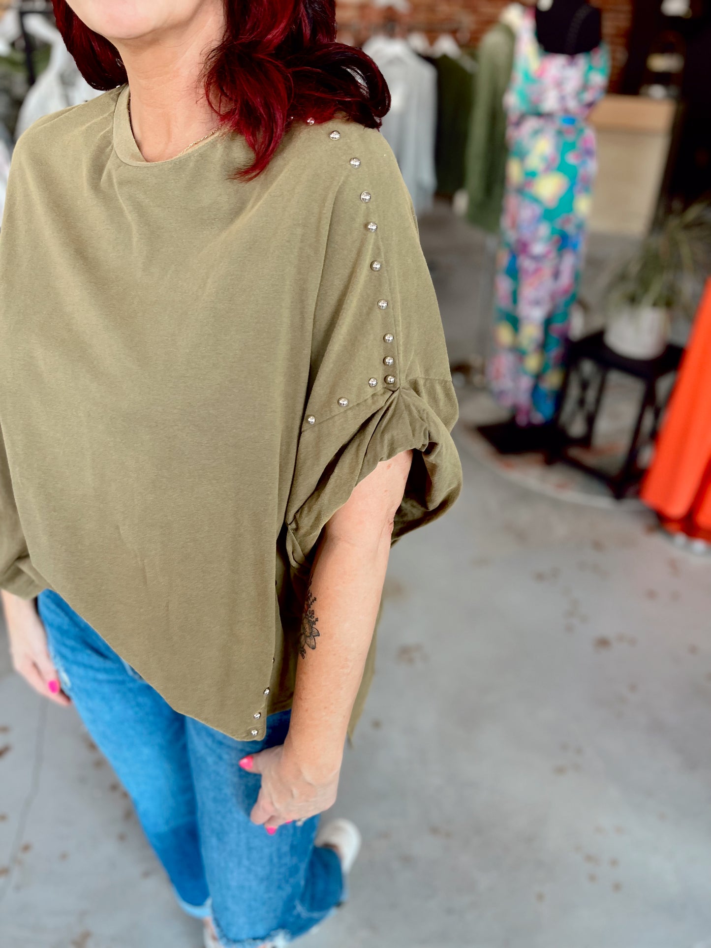 Hi Lo Studded Sleeve
