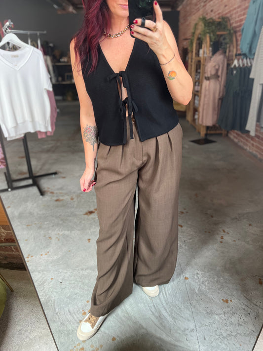 Wide Leg Pleated Trousers