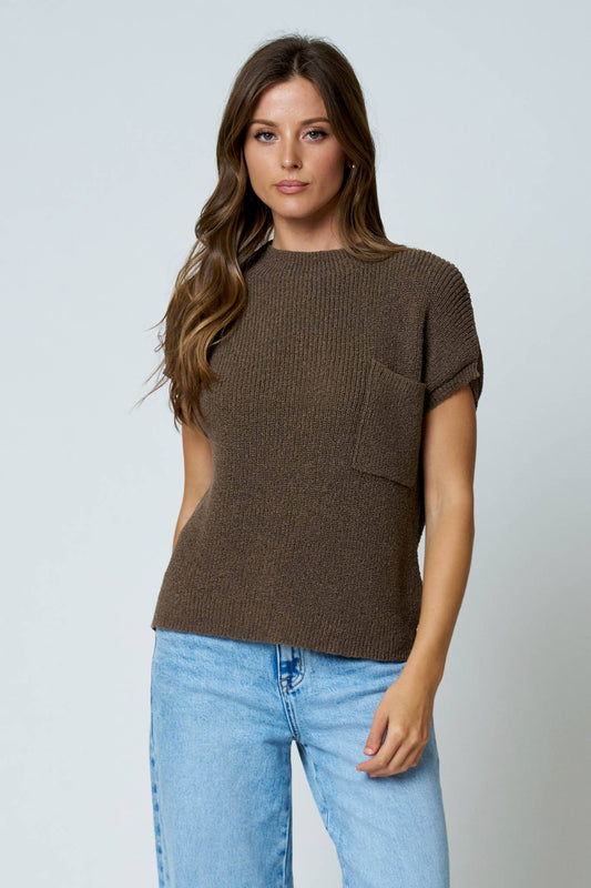 POCKET DETAIL DROP SHOULDER SHORT SLEEVE SWEATER : LIGHT MOCHA