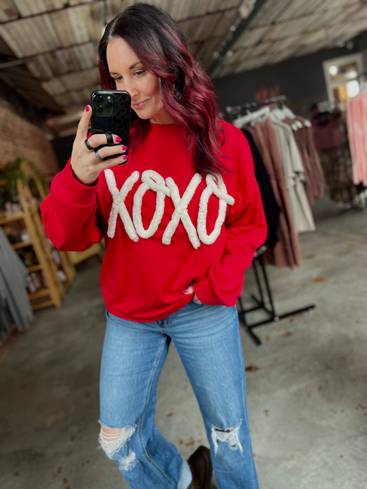 Chunky XOXO Pullover