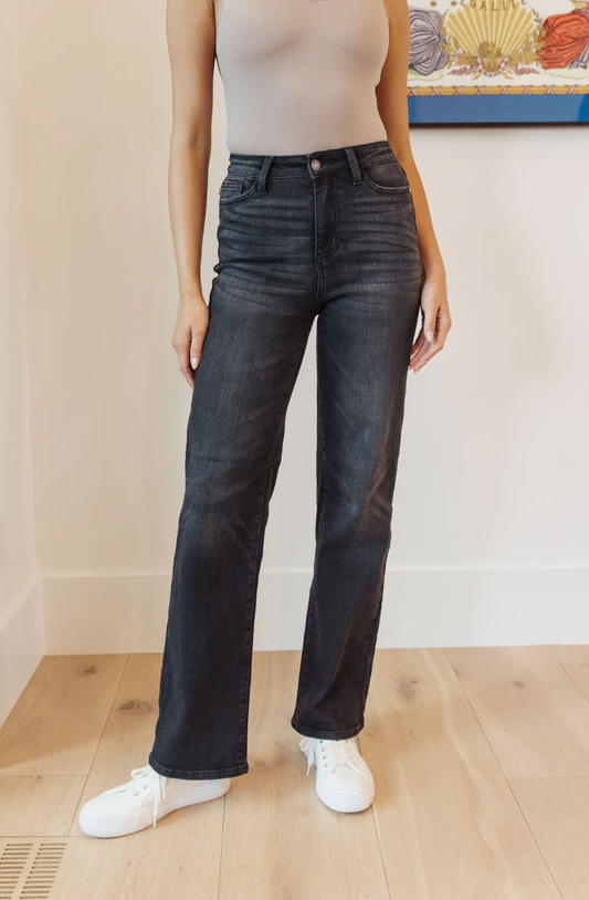 Judy Blue Classic Straight Jean Washed Black